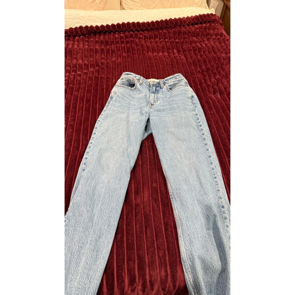Abercrombie Curvy Straight Jeans